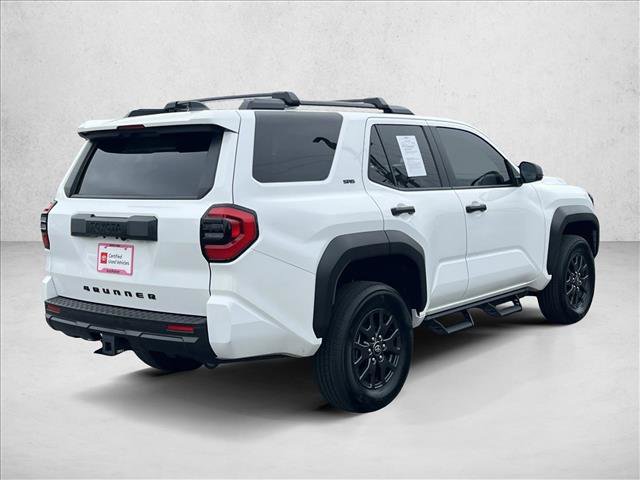 Used 2025 Toyota 4Runner SR5 AWD/4WD image 5