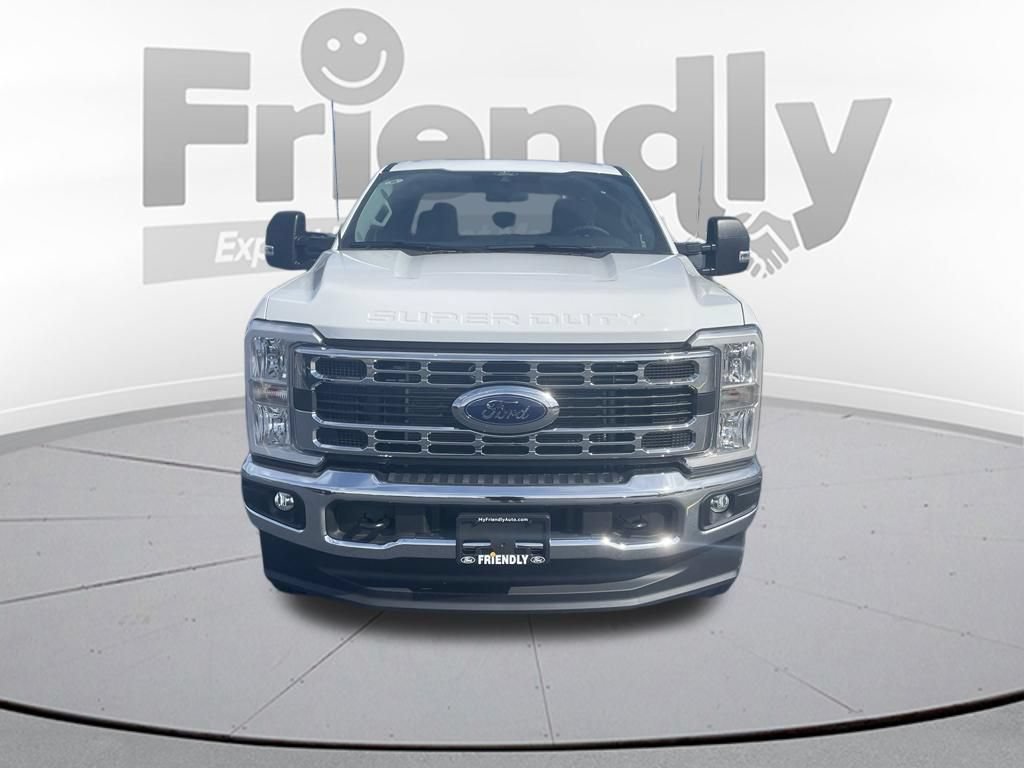 New 2026 Ford F350 XLT w/ Snow Plow/Camper Package AWD/4WD image 2