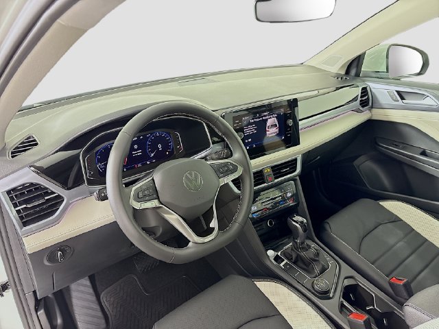 New 2026 Volkswagen Taos SEL AWD/4WD image 9