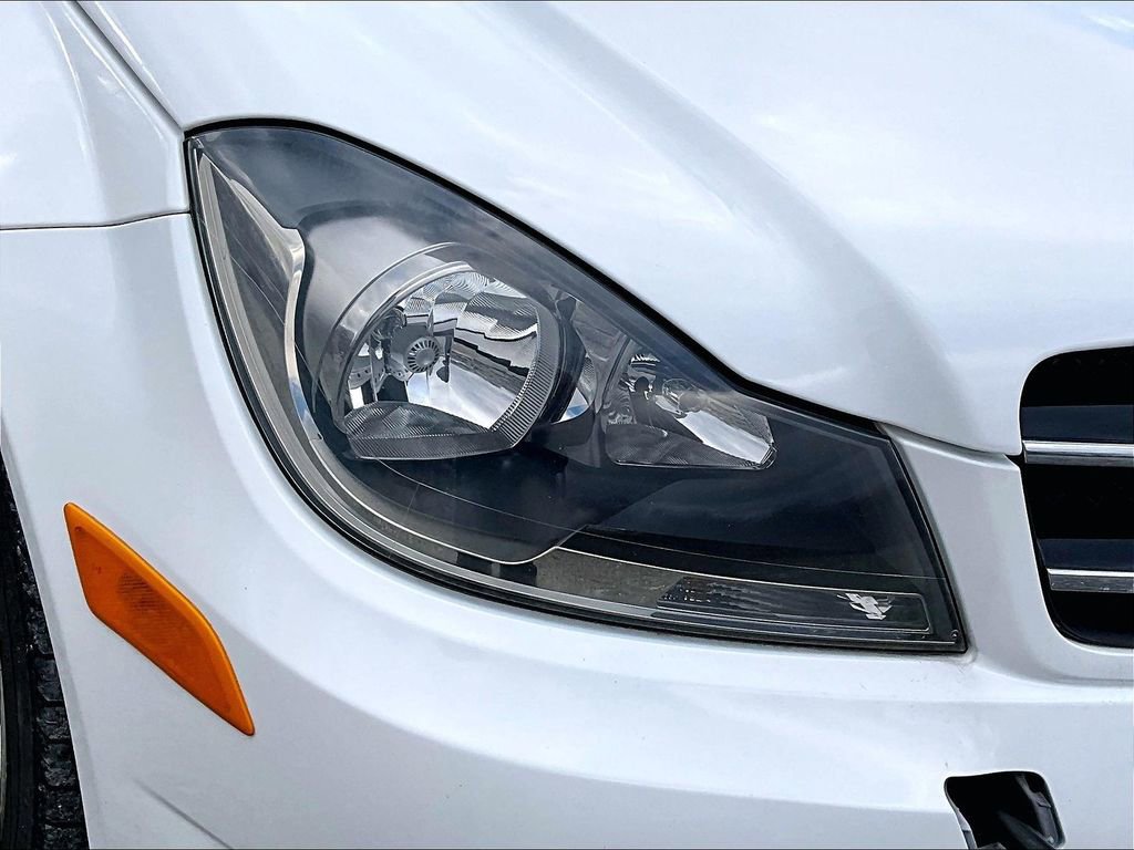 Used 2015 Mercedes-Benz C 250 Coupe image 25