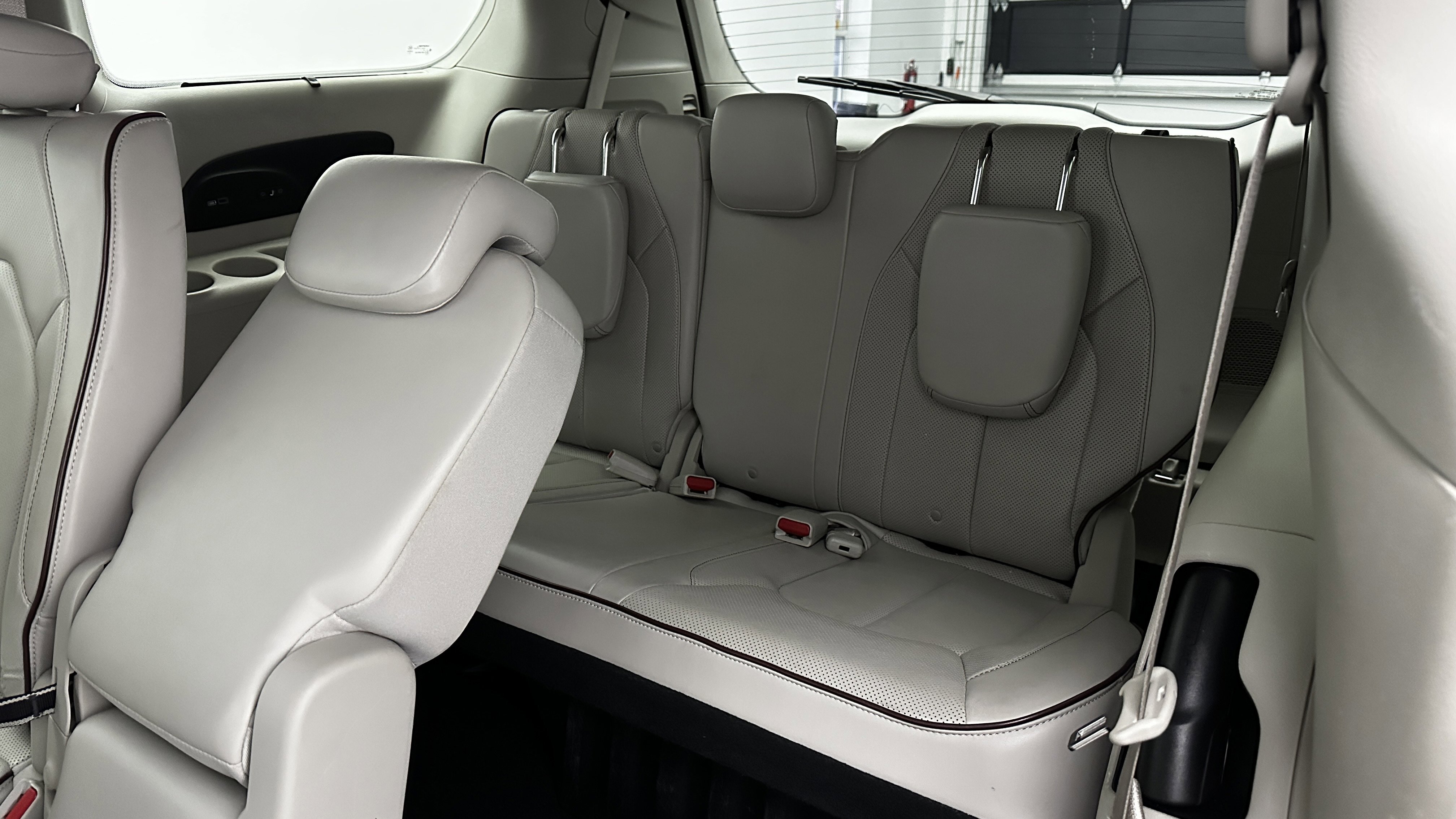 Used 2019 Chrysler Pacifica Limited image 25