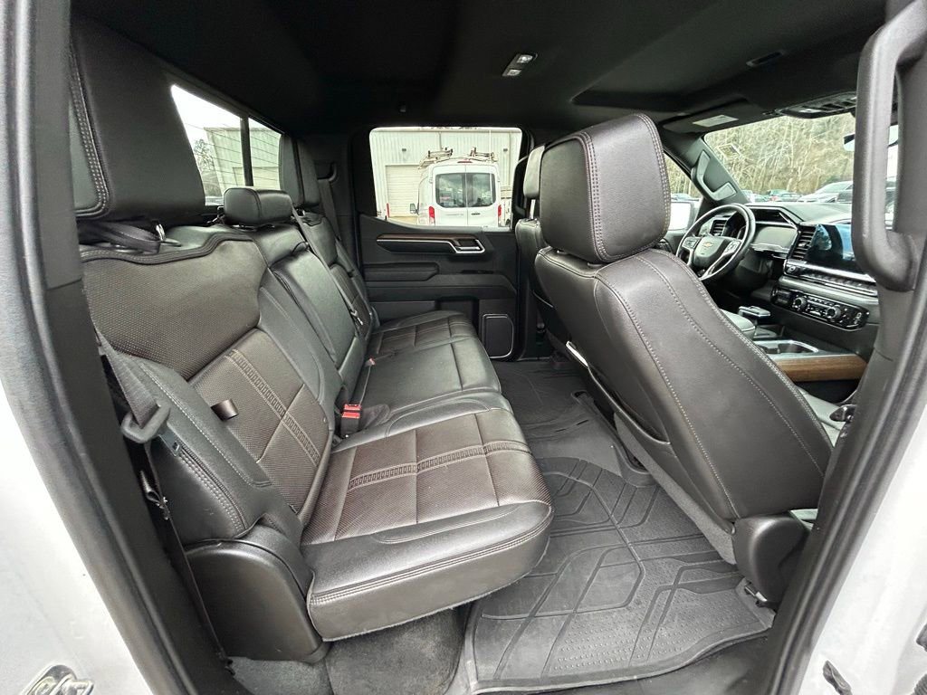 Used 2022 Chevrolet Silverado 1500 High Country w/ High Country Premium Package image 21