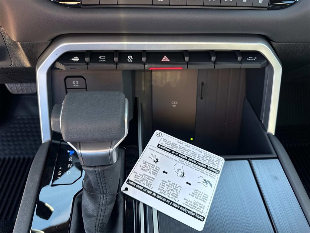New 2025 Toyota Tundra Platinum image 22