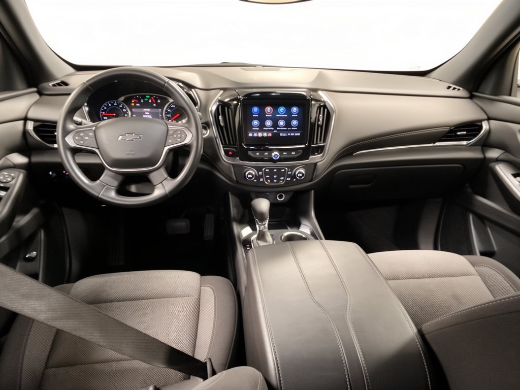 Used 2023 Chevrolet Traverse LT FWD image 17