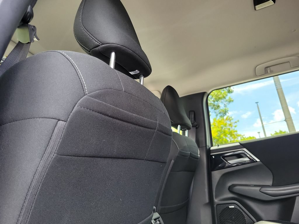 Used 2026 Mitsubishi Outlander ES FWD image 16