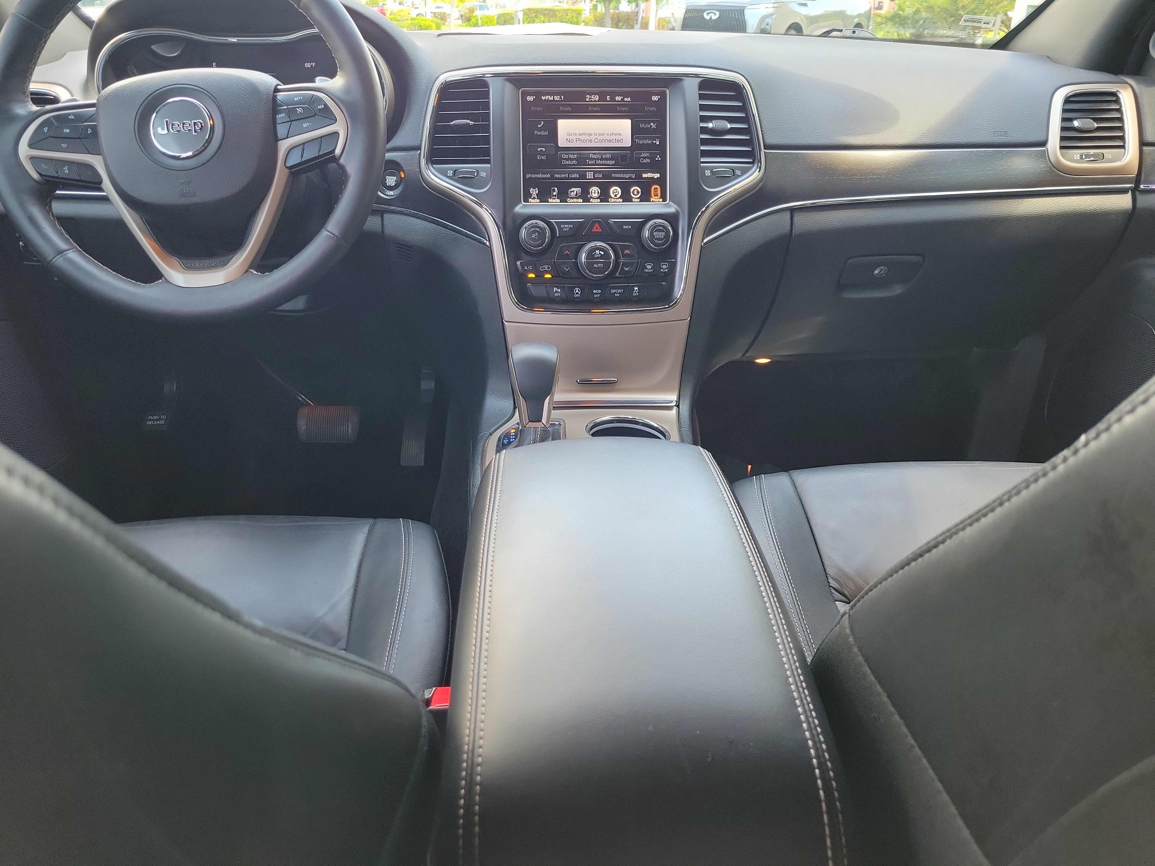 Used 2017 Jeep Grand Cherokee Limited AWD/4WD image 14