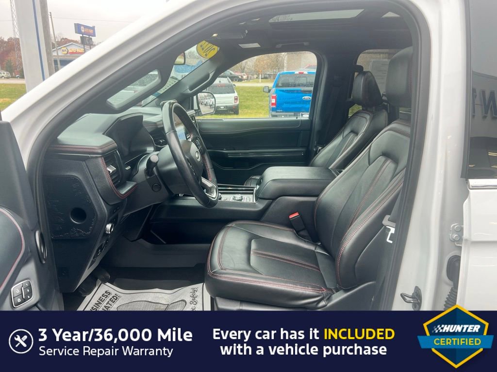 Used 2022 Ford Expedition Max Limited image 4