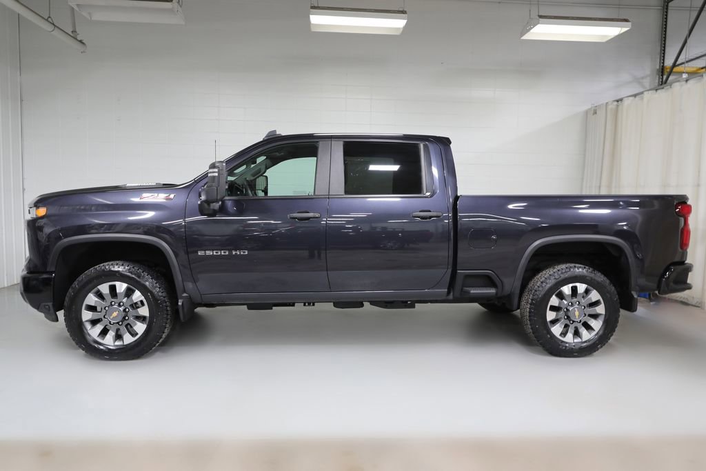 Used 2024 Chevrolet Silverado 2500 Custom w/ Custom Value Package image 15
