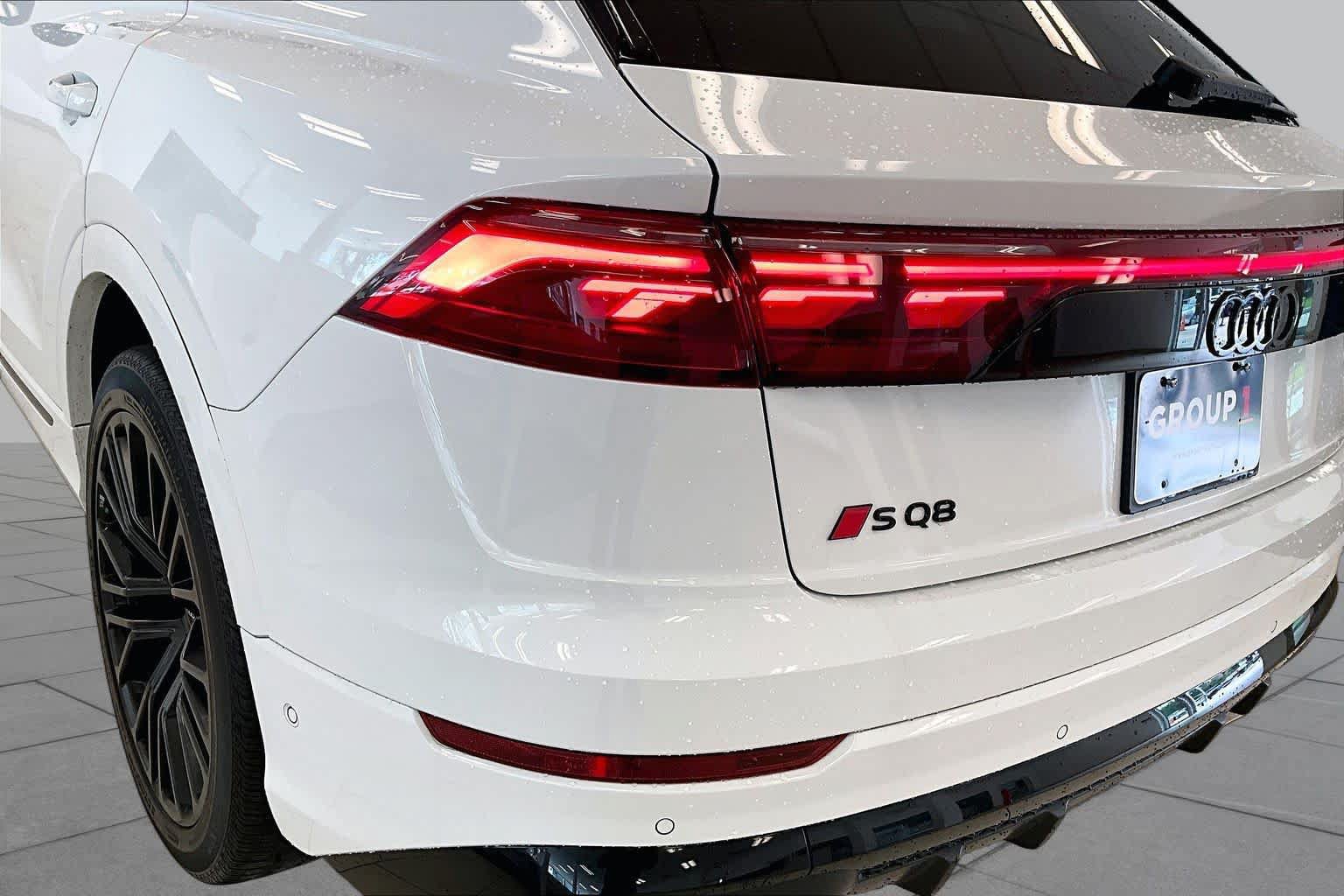 Used 2025 Audi SQ8 Prestige AWD/4WD image 27
