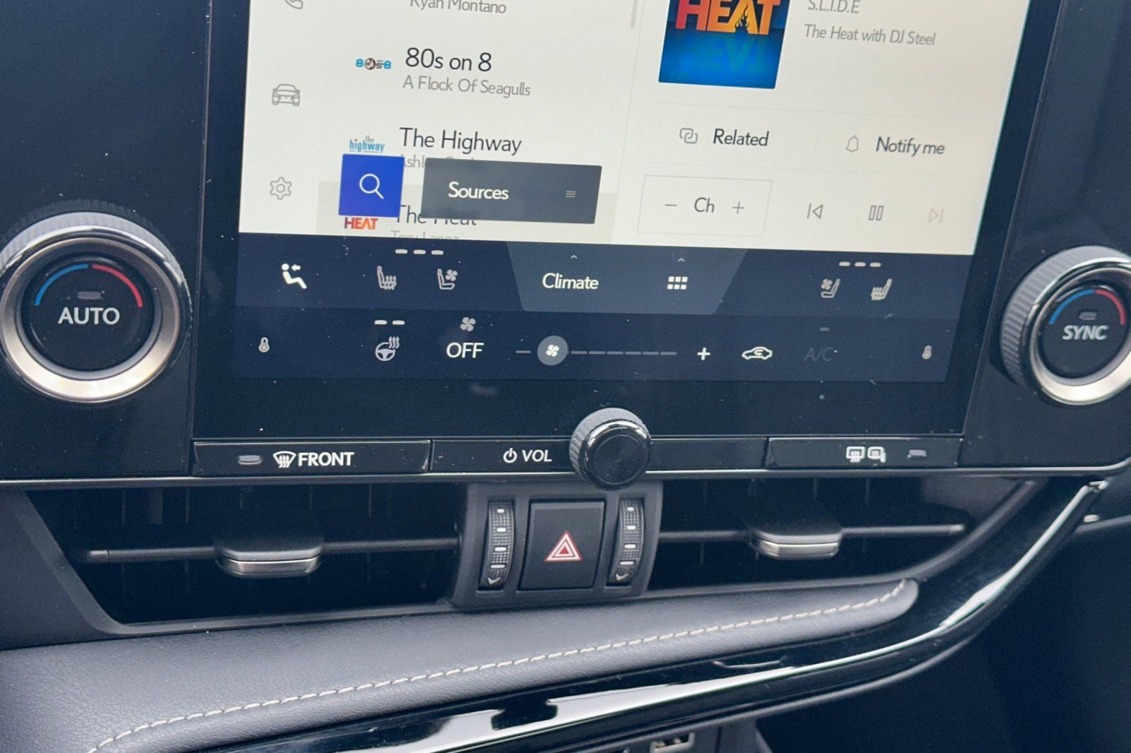 Certified 2025 Lexus NX 350h AWD w/ Cold Area Package image 26