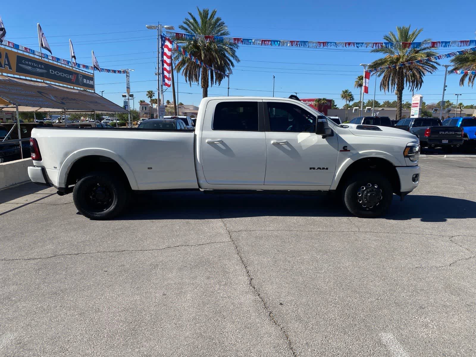 Used 2024 RAM 3500 Limited w/ Night Edition AWD/4WD image 4