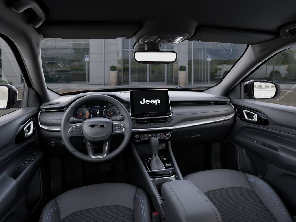 New 2026 Jeep Compass Latitude image 17
