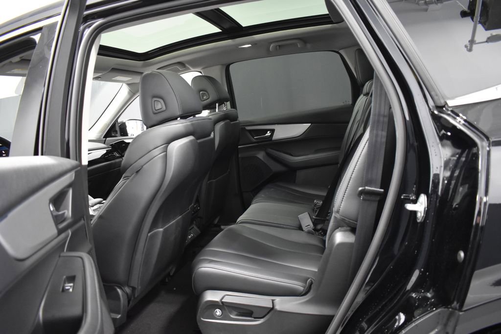 Used 2023 Acura MDX SH-AWD image 31