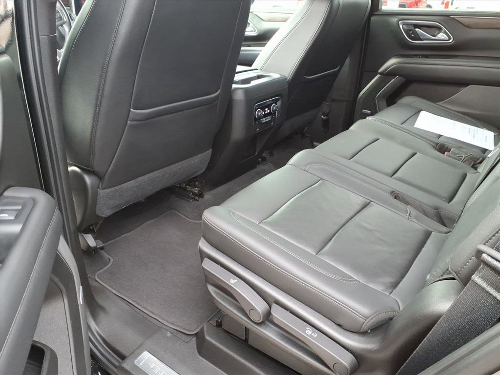 Used 2021 Chevrolet Tahoe Z71 w/ Z71 Signature Package image 32