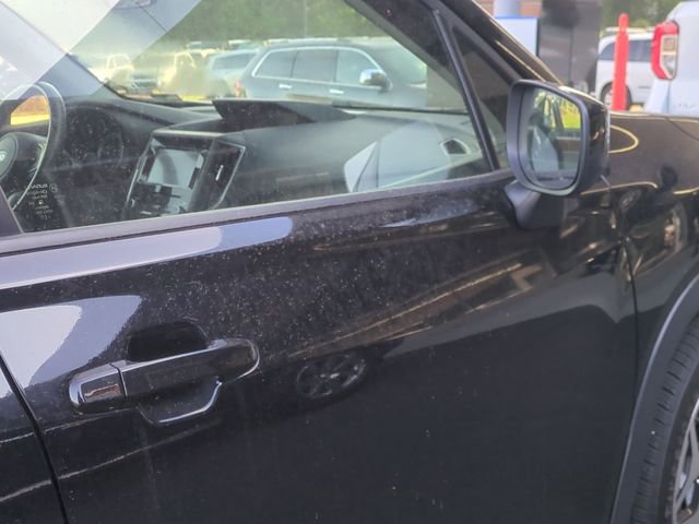 Used 2023 Subaru Forester Premium AWD/4WD image 8