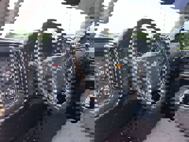 Used 2018 Chevrolet Silverado 1500 LT w/ Texas Edition AWD/4WD image 15