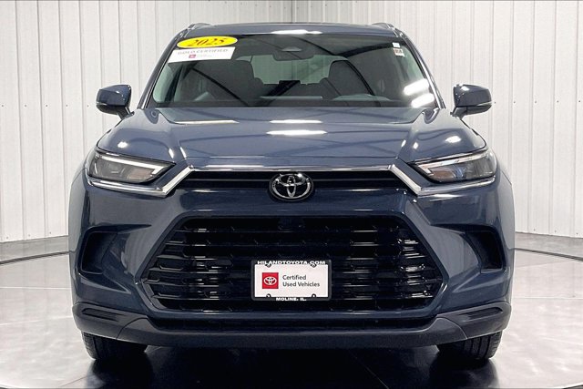 Certified 2025 Toyota Grand Highlander AWD image 2