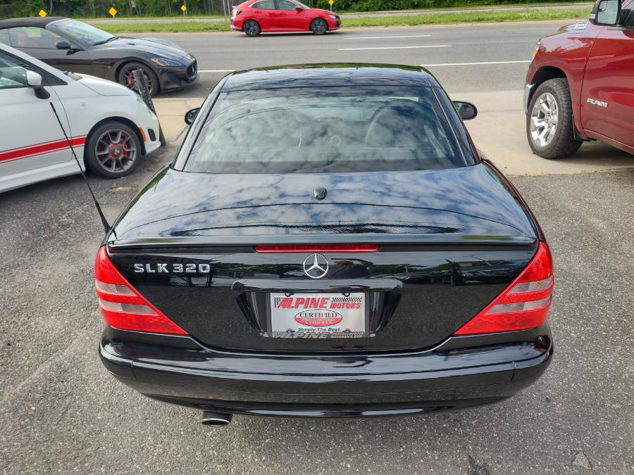 Used 2004 Mercedes-Benz SLK 320 image 17