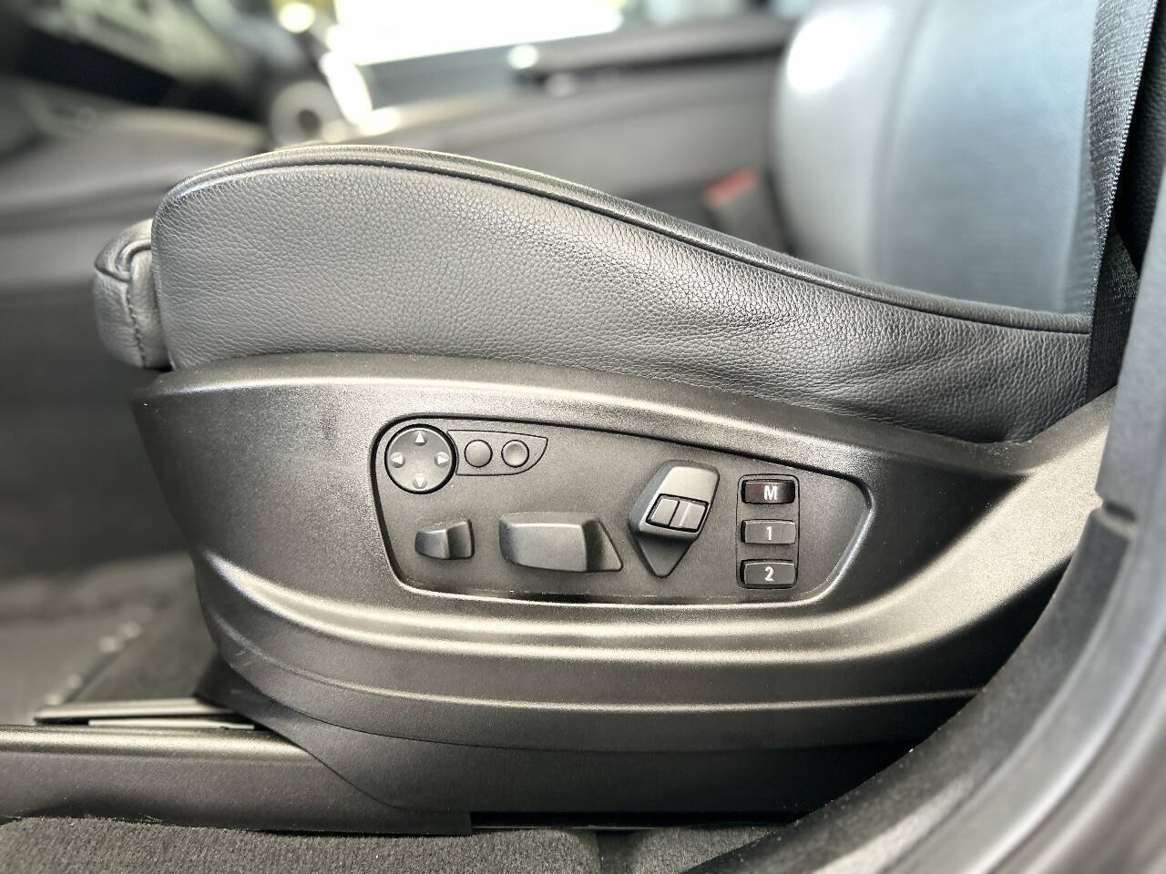 Used 2010 BMW X6 M AWD/4WD image 43