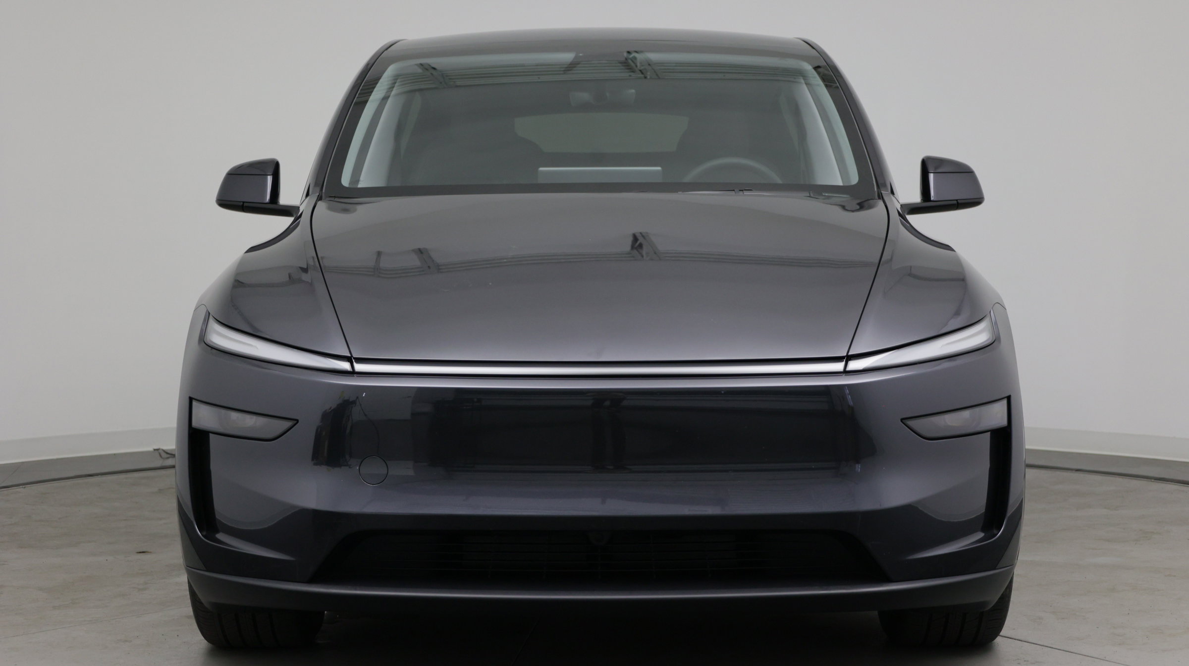 Used 2026 Tesla Model Y AWD image 2