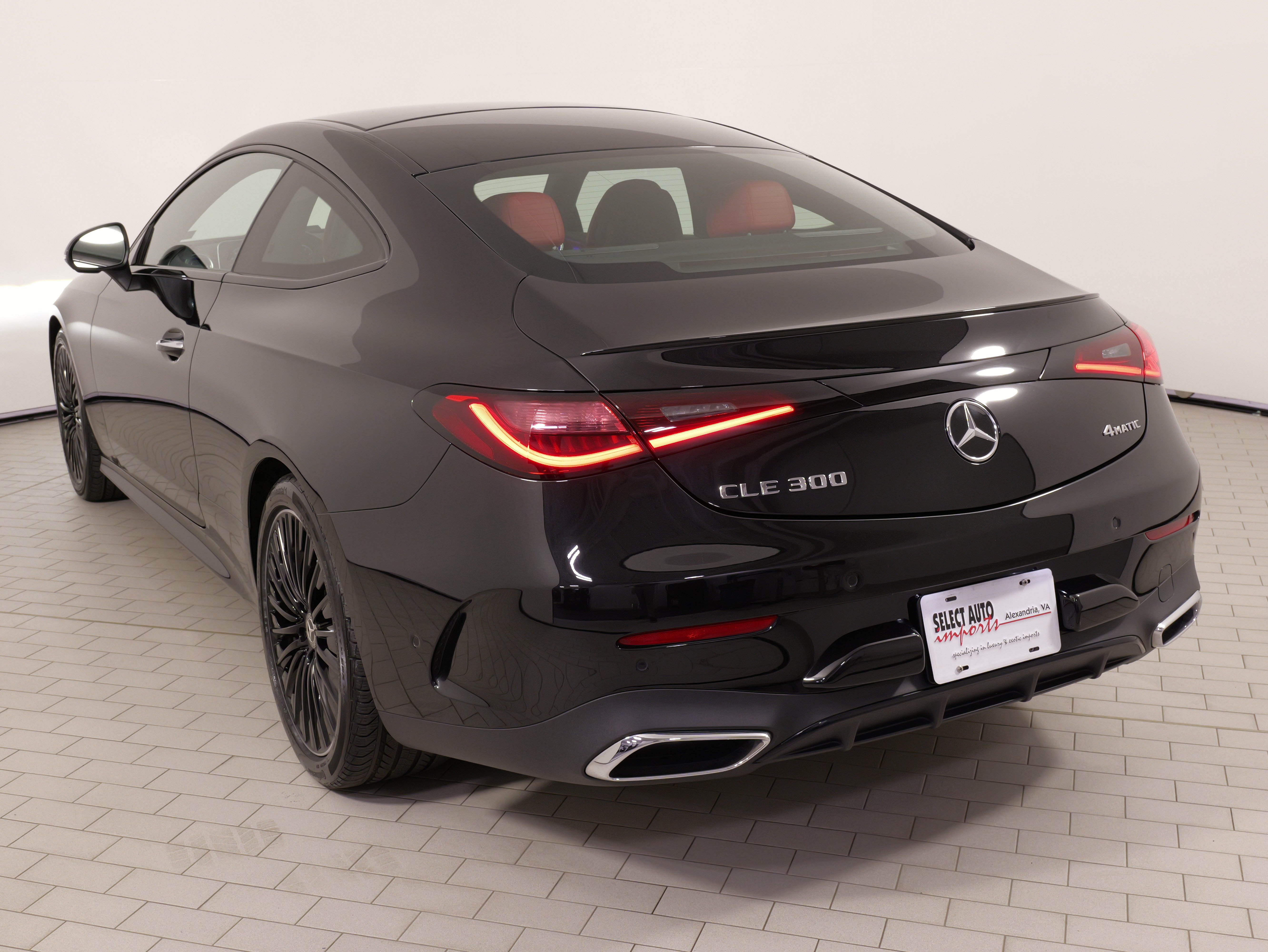Used 2024 Mercedes-Benz CLE 300 4MATIC Coupe image 14