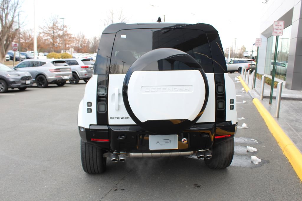New 2026 Land Rover Defender 110 V8 image 6