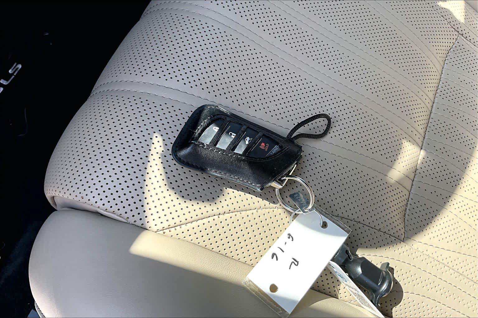 Used 2022 Lexus LS 500 AWD w/ Interior Upgrade Package image 15