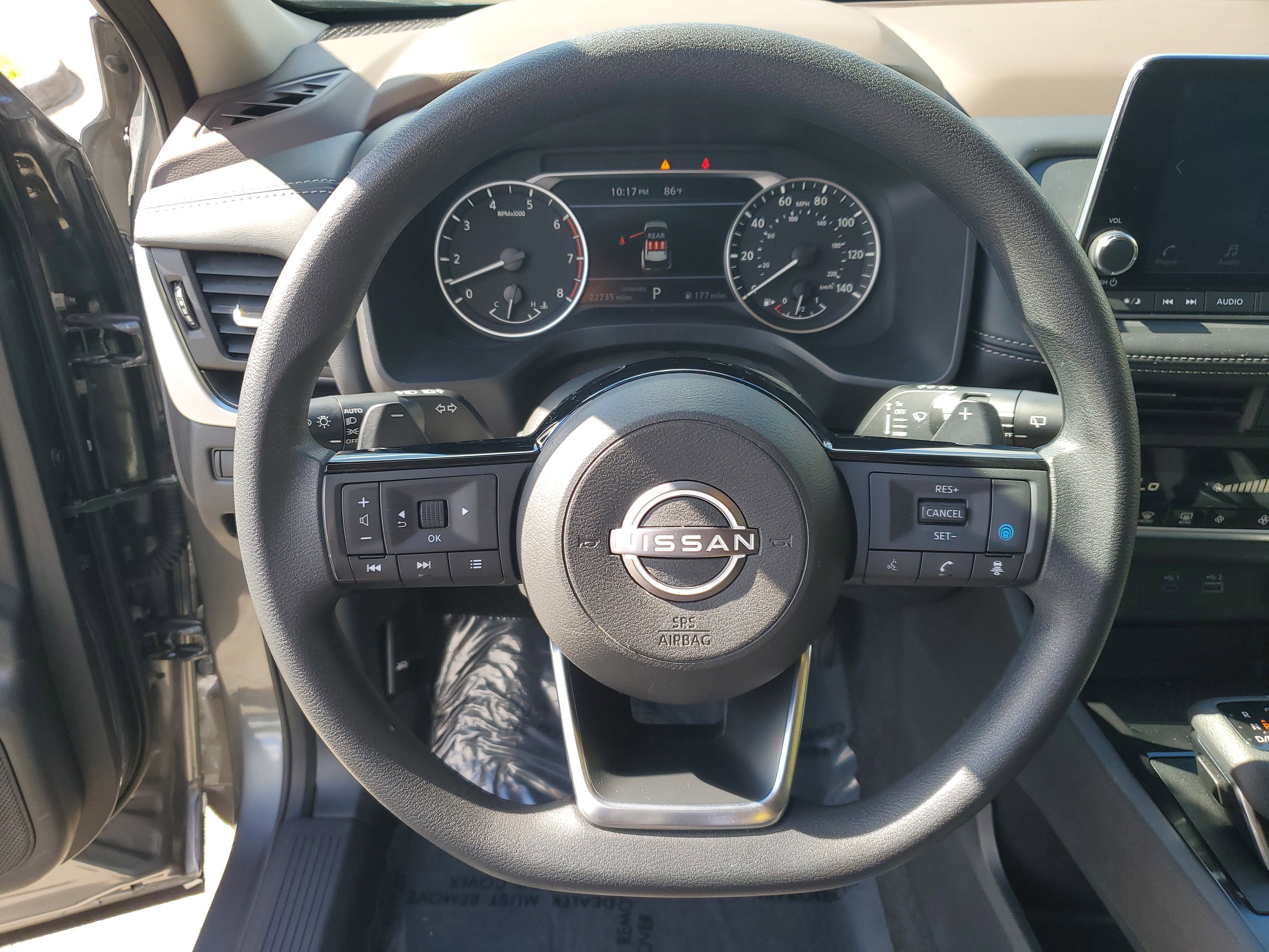 Certified 2023 Nissan Rogue SV image 18