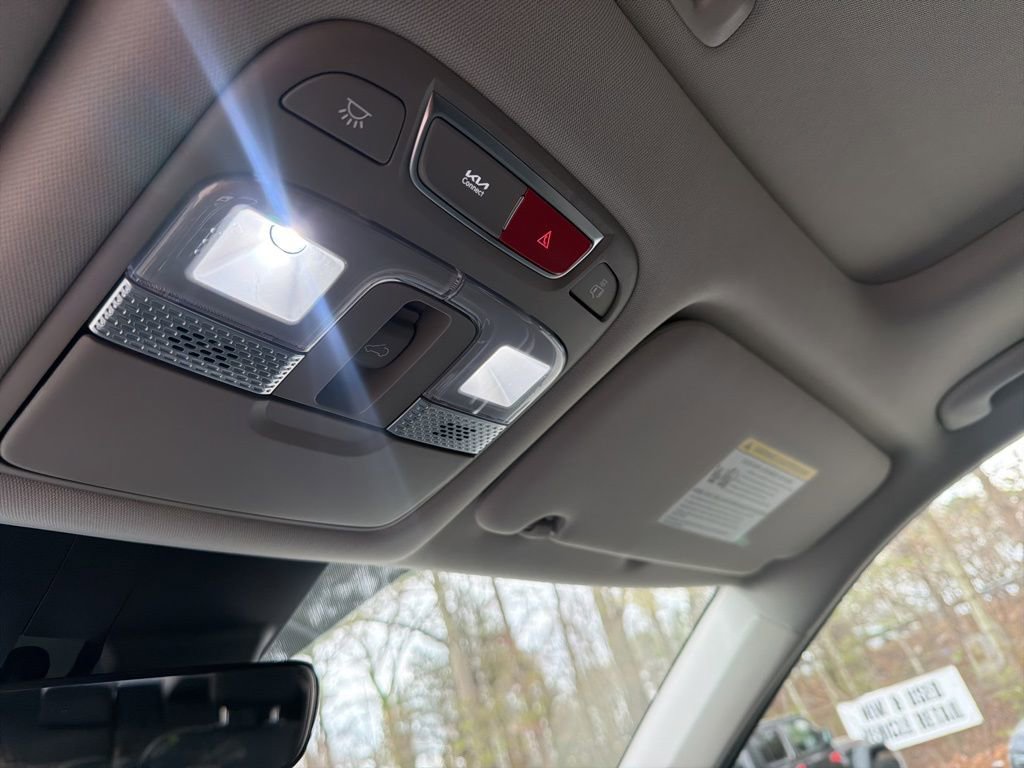 Certified 2025 Kia Telluride S image 19