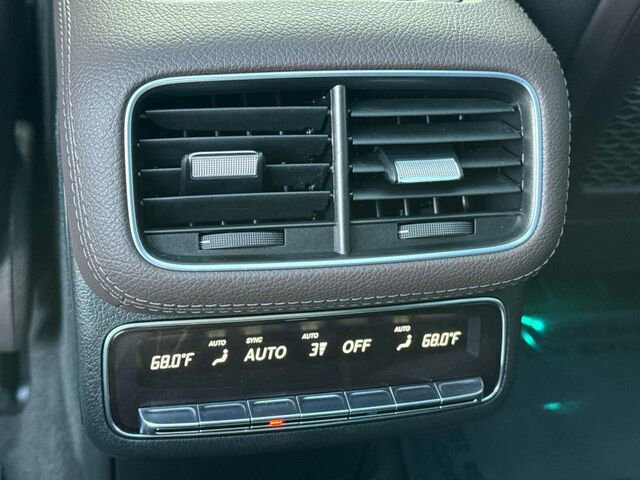 Used 2021 Mercedes-Benz GLS 450 4MATIC image 16