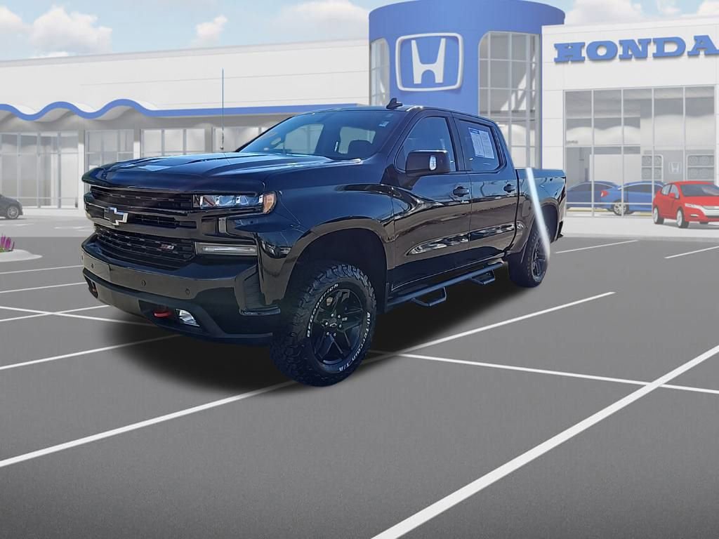 Used 2020 Chevrolet Silverado 1500 LT Trail Boss image 3