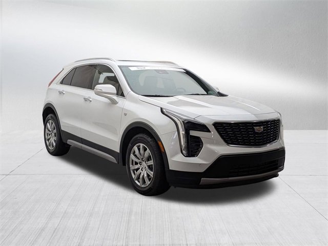 Certified 2023 Cadillac XT4 Premium Luxury w/ Cold Weather Package image 3