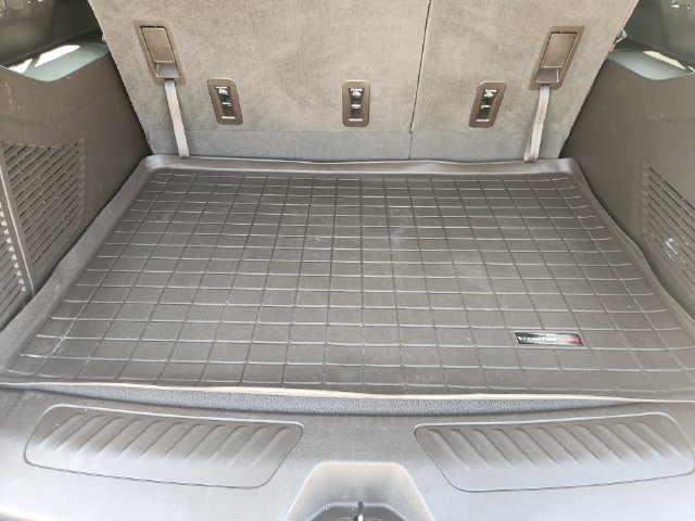 Used 2021 Chevrolet Suburban LT RWD image 35