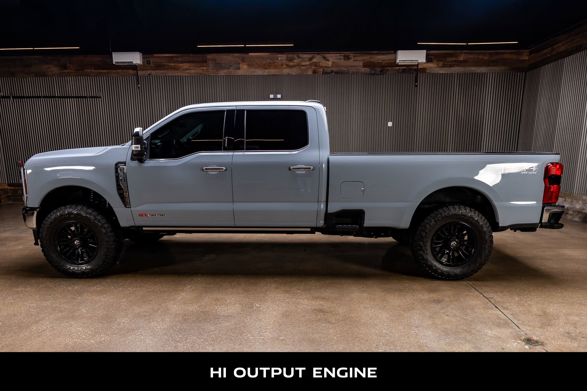 Used 2024 Ford F350 Lariat w/ Lariat Ultimate Package AWD/4WD image 6