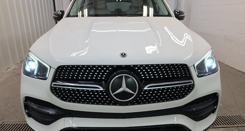 Certified 2024 Mercedes-Benz GLE 450 4MATIC image 2