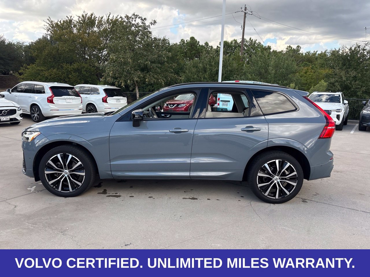 Certified 2024 Volvo XC60 B5 Plus w/ Protection Package Premier AWD/4WD image 11