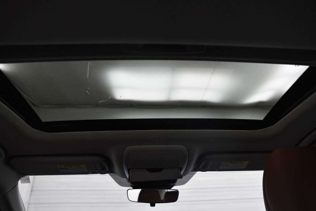 Used 2024 MAZDA MAZDA3 s image 23