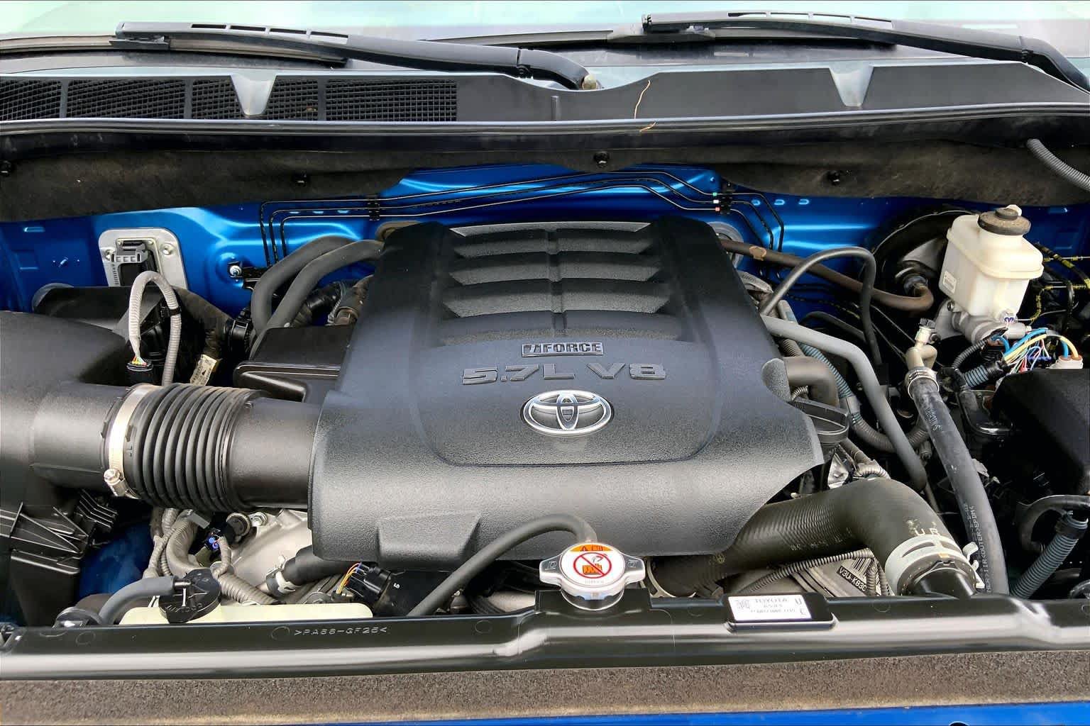 Used 2018 Toyota Tundra SR5 w/ SR5 Upgrade Package RWD image 31