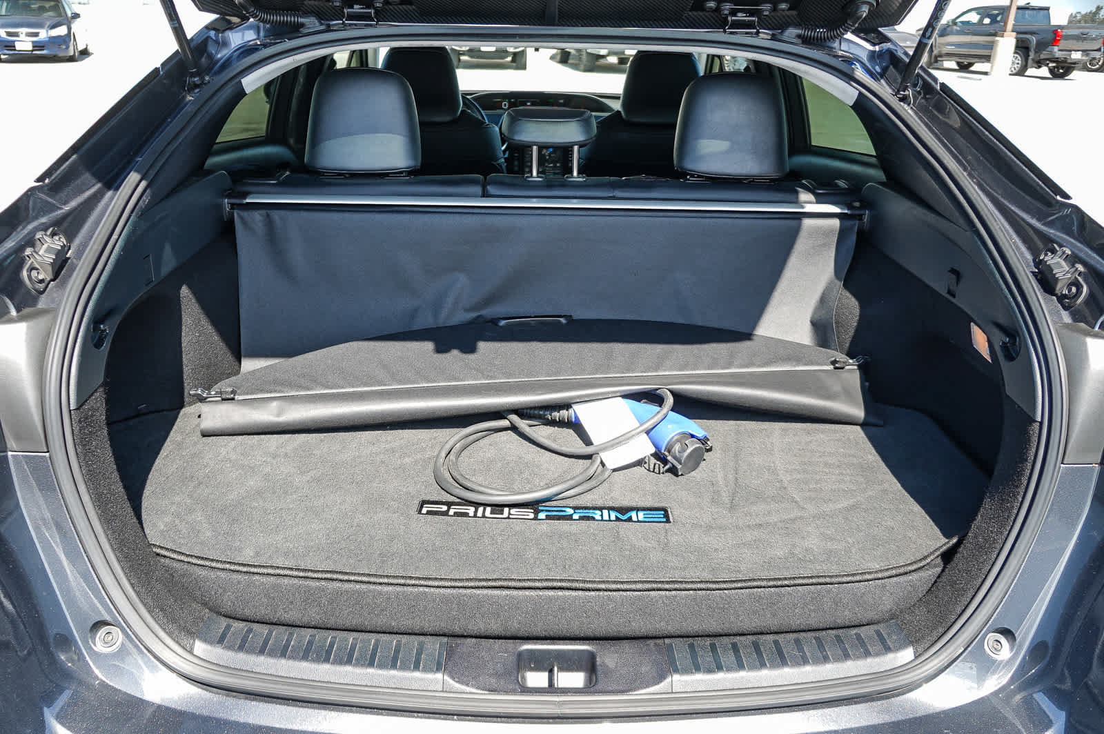 Certified 2021 Toyota Prius Prime XLE w/ Carpet Mat Package (TMS) FWD image 29