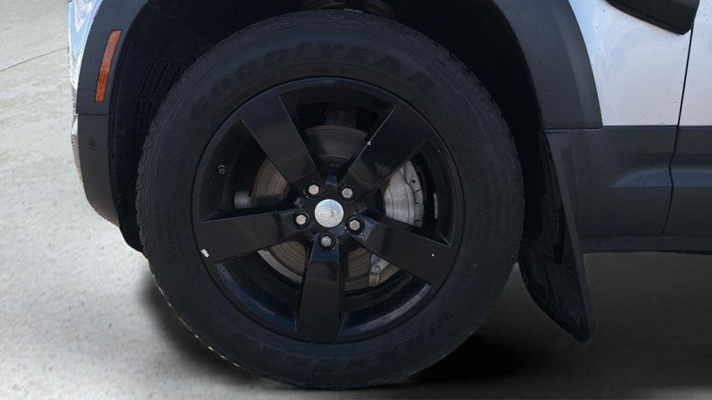 Used 2020 Land Rover Defender 110 HSE image 14