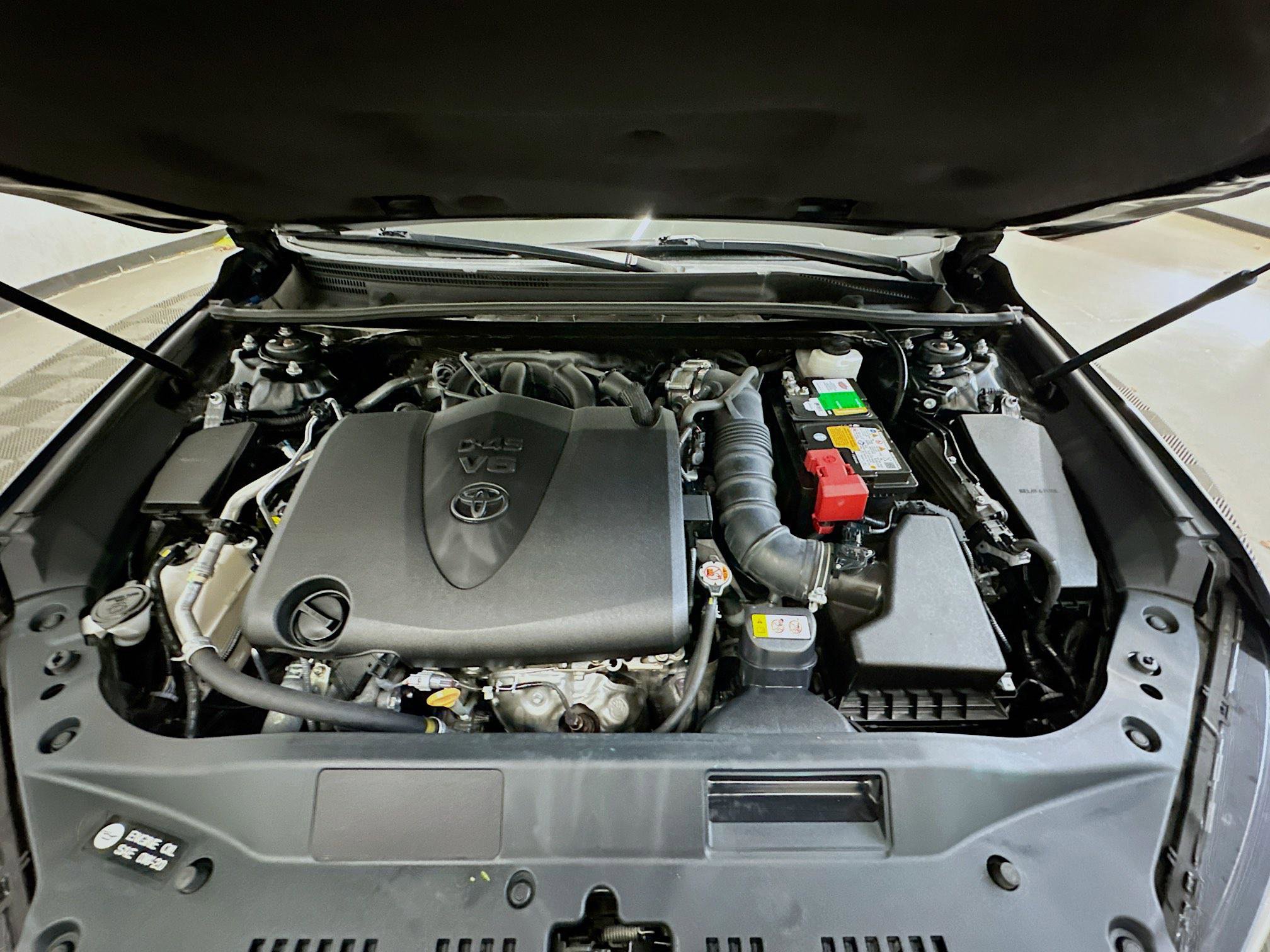 Used 2019 Toyota Avalon XLE image 35