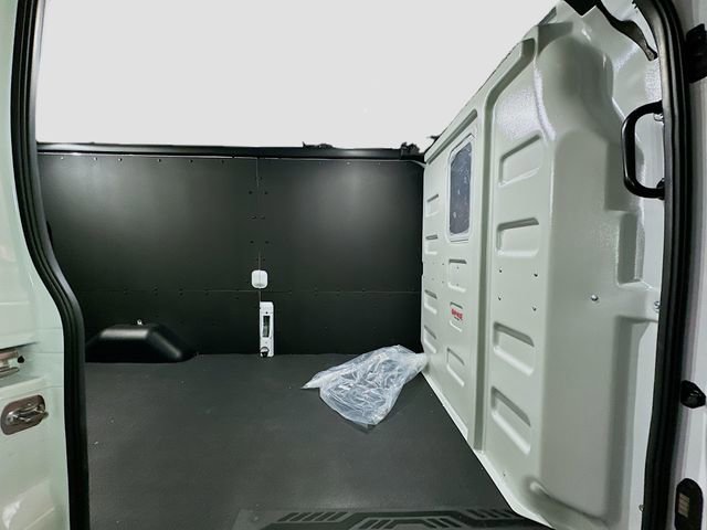 New 2026 Ford Transit 250 148 Medium Roof w/ Load Area Protection Package image 26
