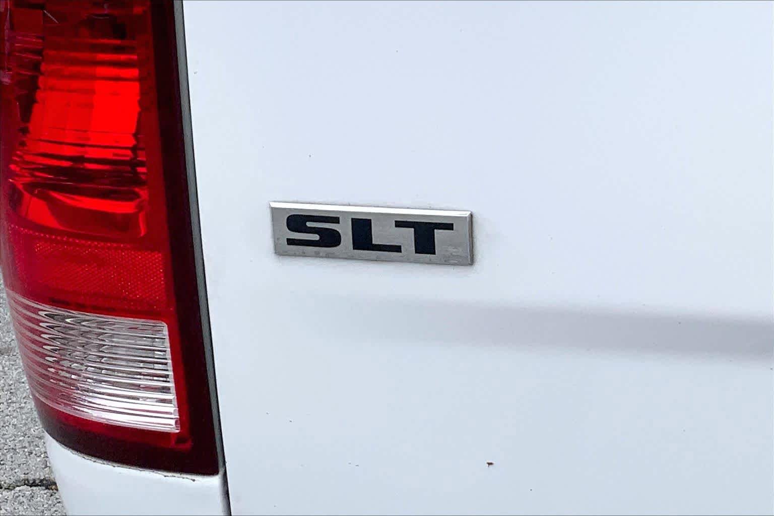 Used 2019 RAM 1500 Classic SLT RWD image 10