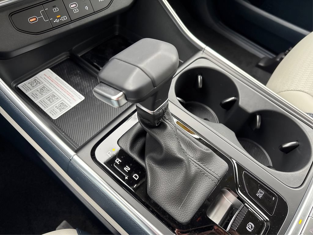 New 2025 Kia Carnival SX Prestige FWD image 25