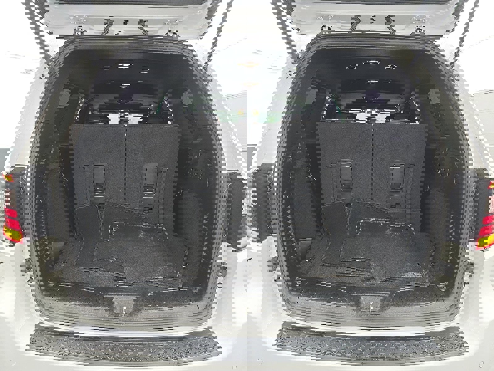 Used 2023 Dodge Durango GT image 37