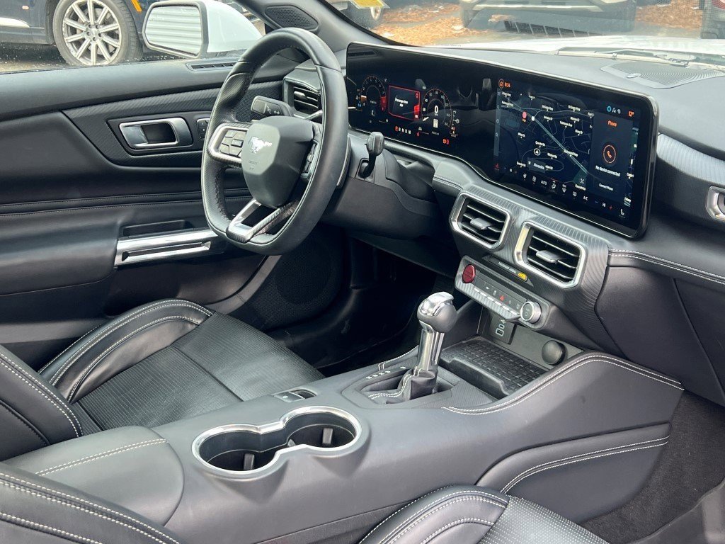 Used 2024 Ford Mustang GT Premium image 9