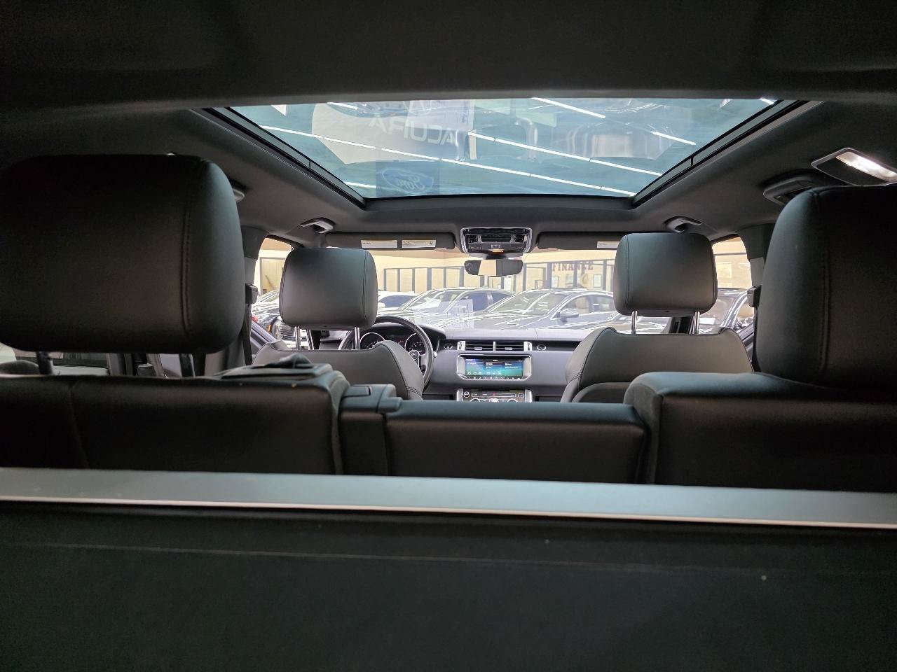 Used 2017 Land Rover Range Rover Sport SE AWD/4WD image 14