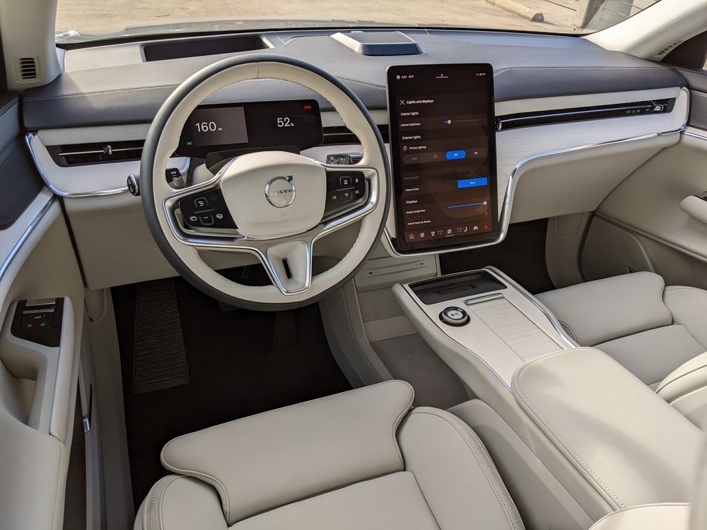 Certified 2025 Volvo EX90 Ultra image 12