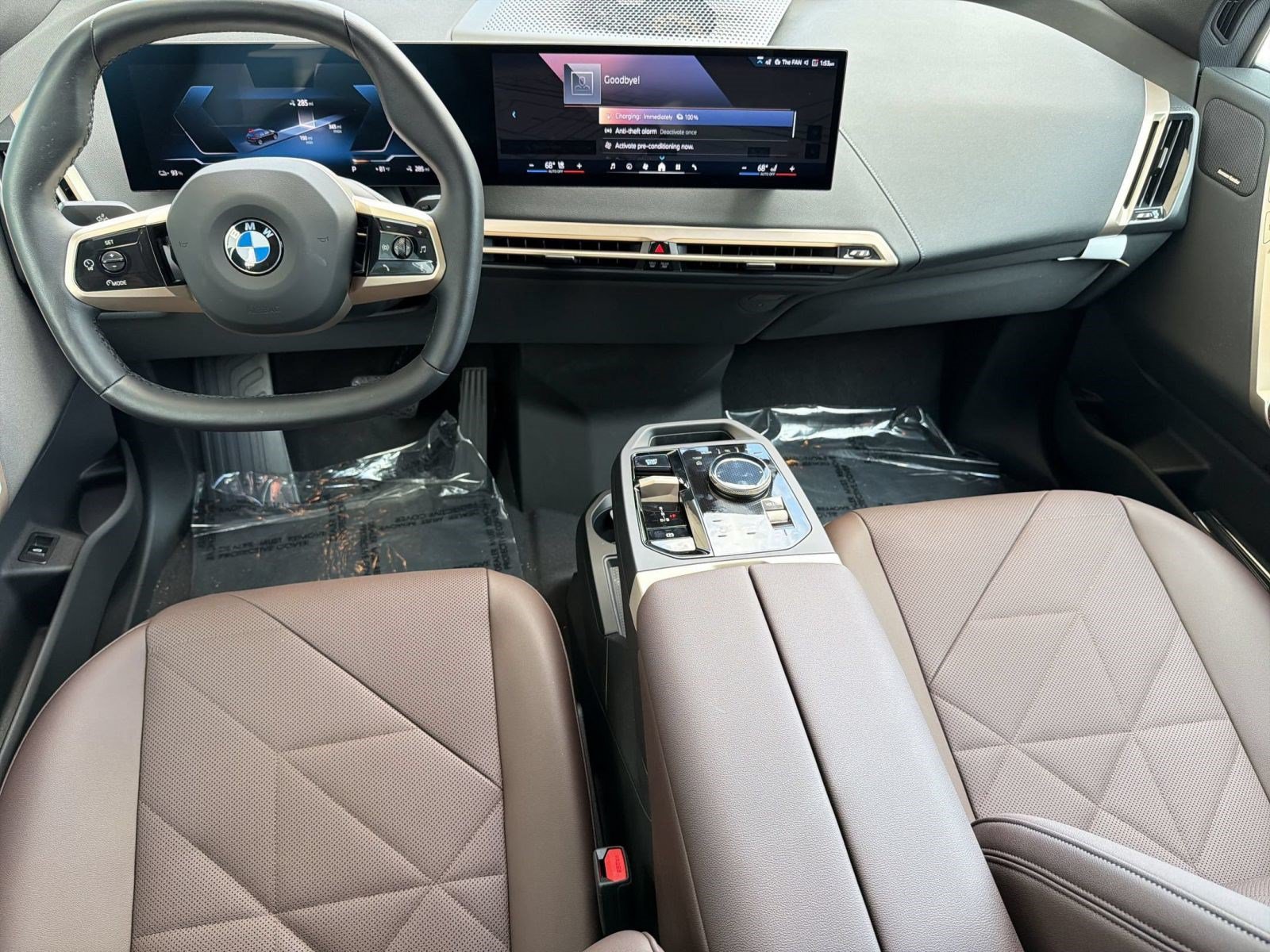 Used 2026 BMW iX xDrive60 w/ Premium Package AWD/4WD image 16
