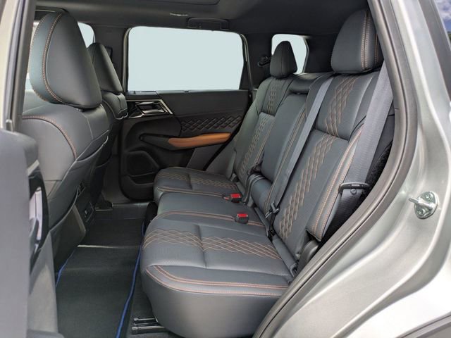 New 2025 Mitsubishi Outlander SEL AWD/4WD image 15